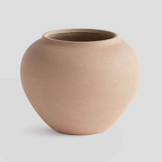 Matte clay teardrop large vase - stylish home accent (Image1).