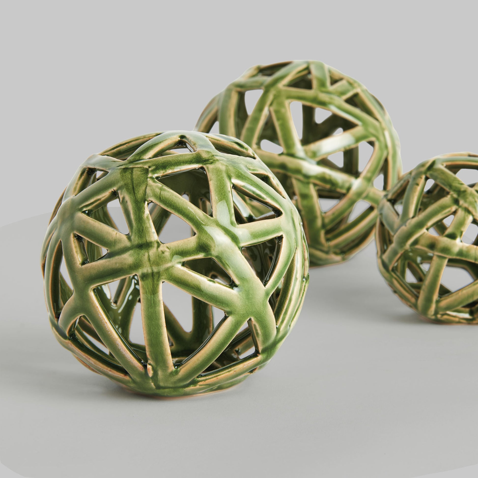Medium green reactive glaze ceramic orb - stylish home accent (Image2).