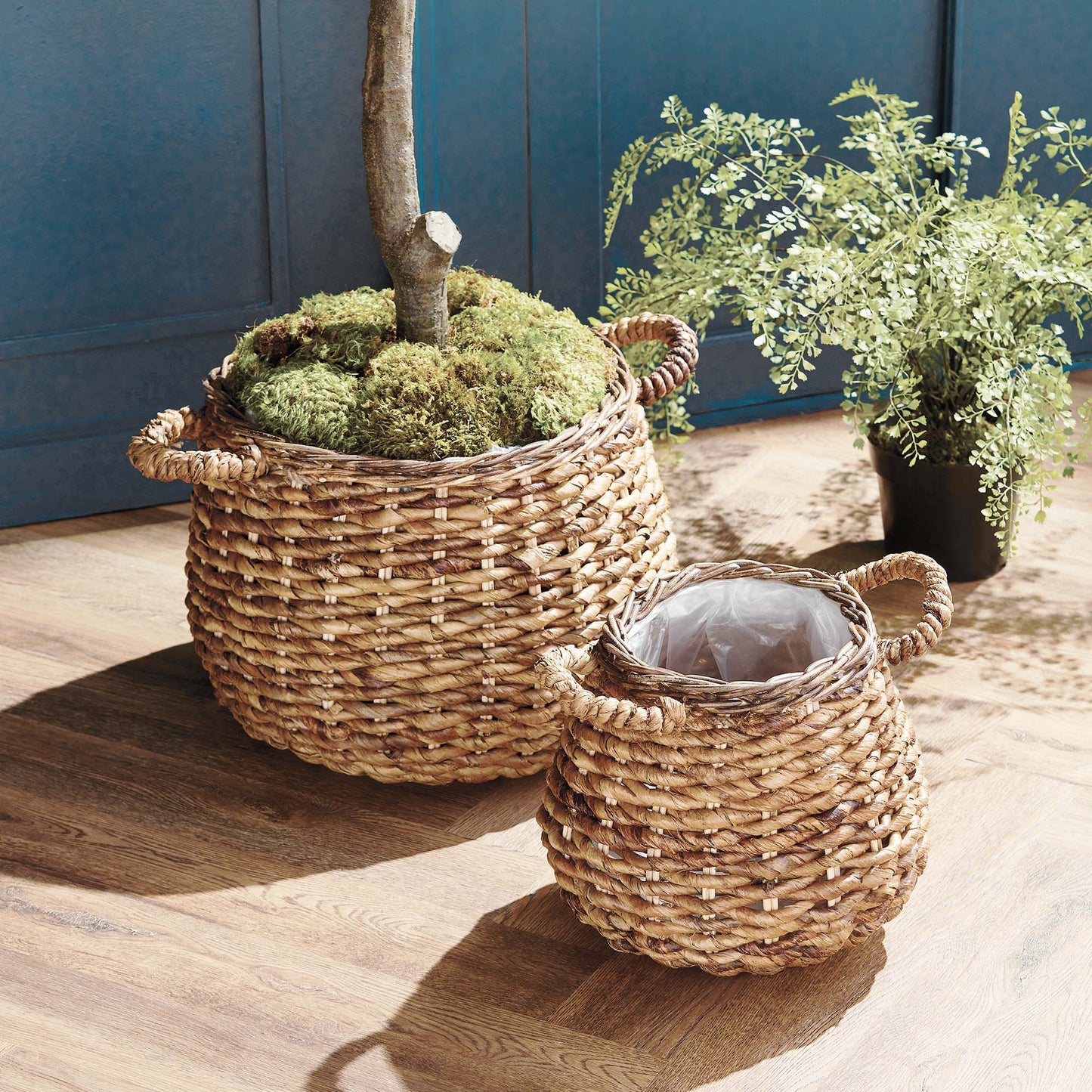Natural abaca baskets with liners (set of 2) - stylish home accent (Image4).