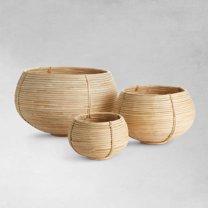Natural rattan plant baskets (set of 3) - stylish home accent (Image1).