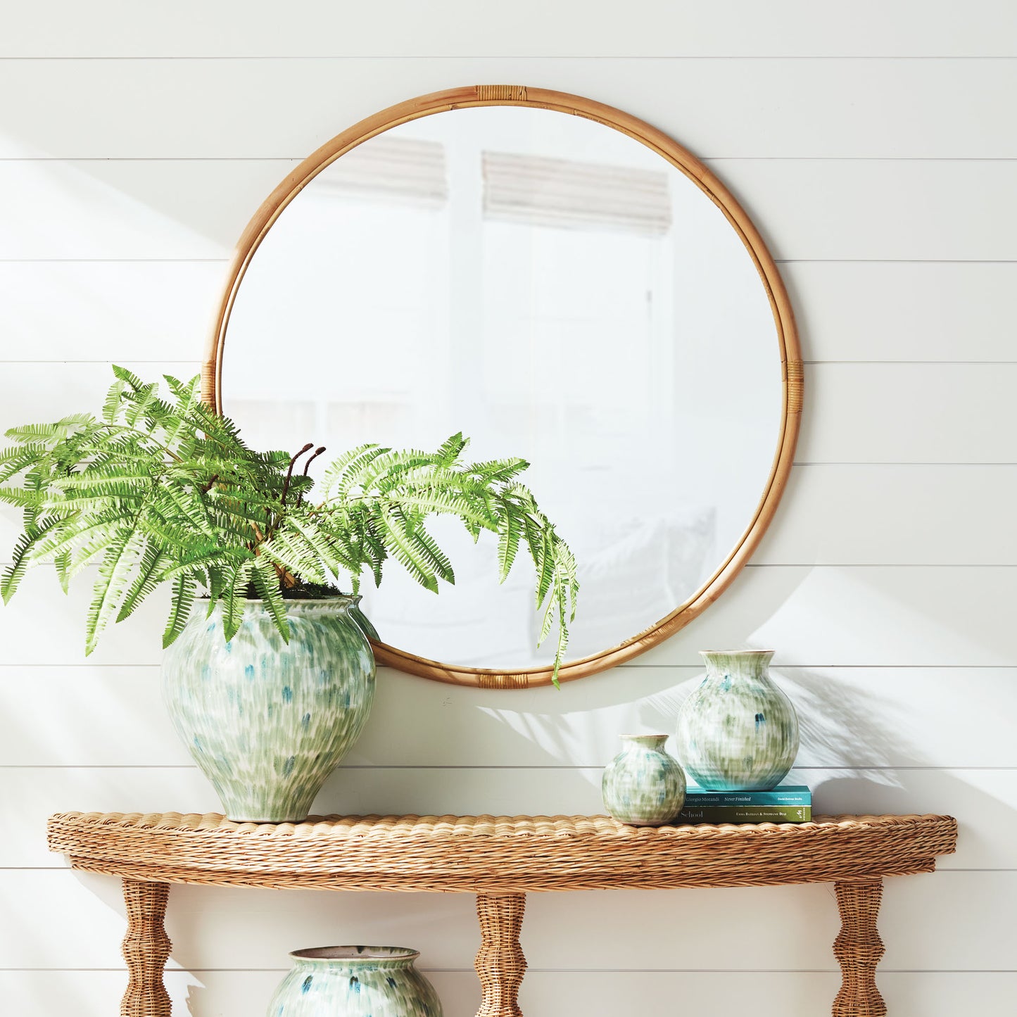 Natural rattan round large mirror 39.5 inch - stylish home accent (Image4).
