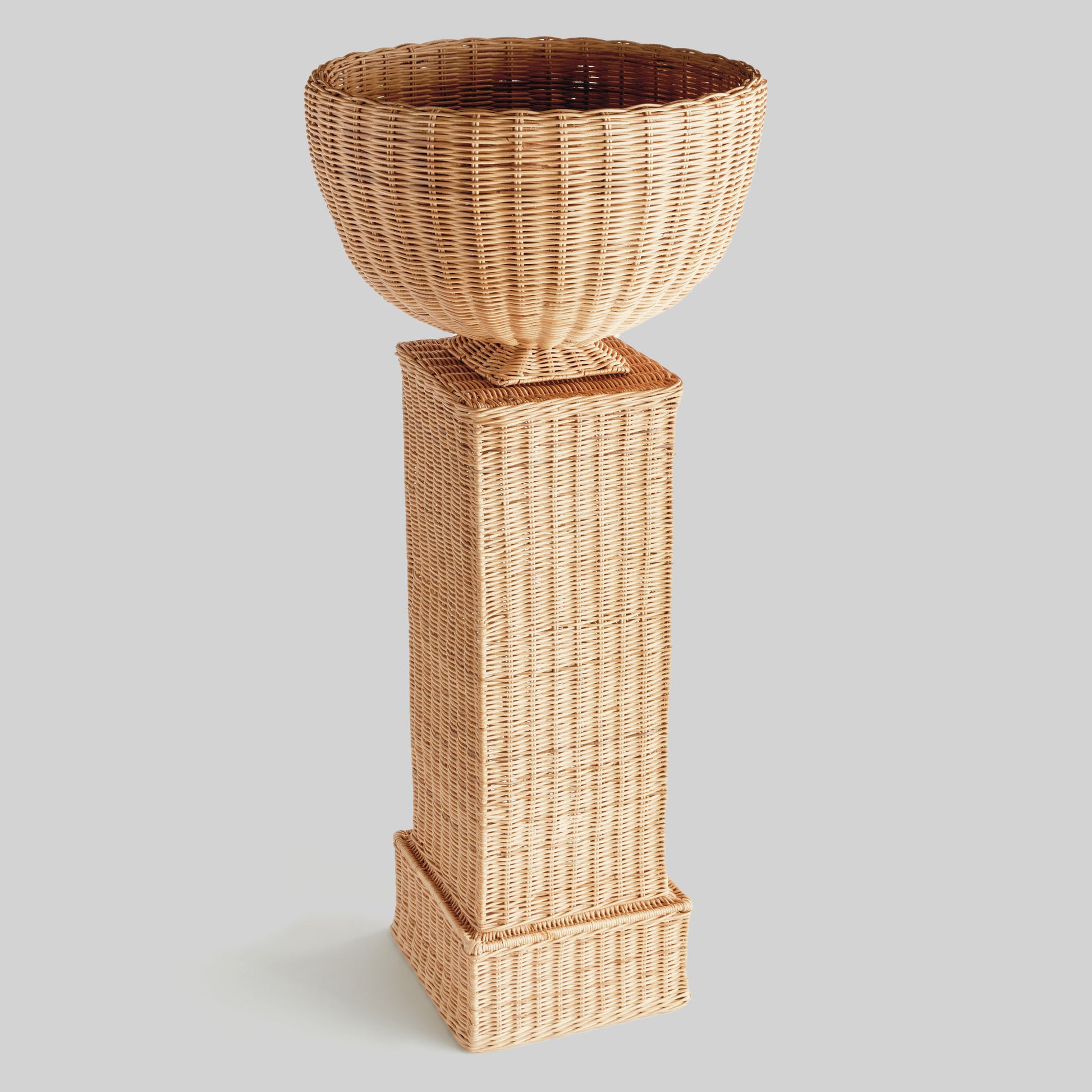Natural rattan tall pedestal - stylish home accent (Image4).