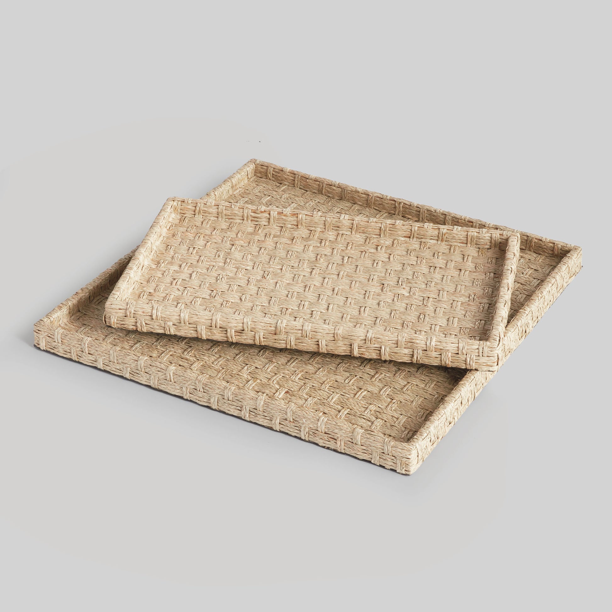 Natural woven rivergrass large nesting trays (set of 2) - stylish home accent (Image1).