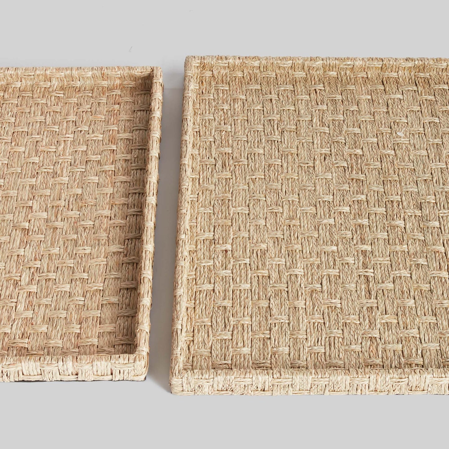 Natural woven rivergrass large nesting trays (set of 2) - stylish home accent (Image2).