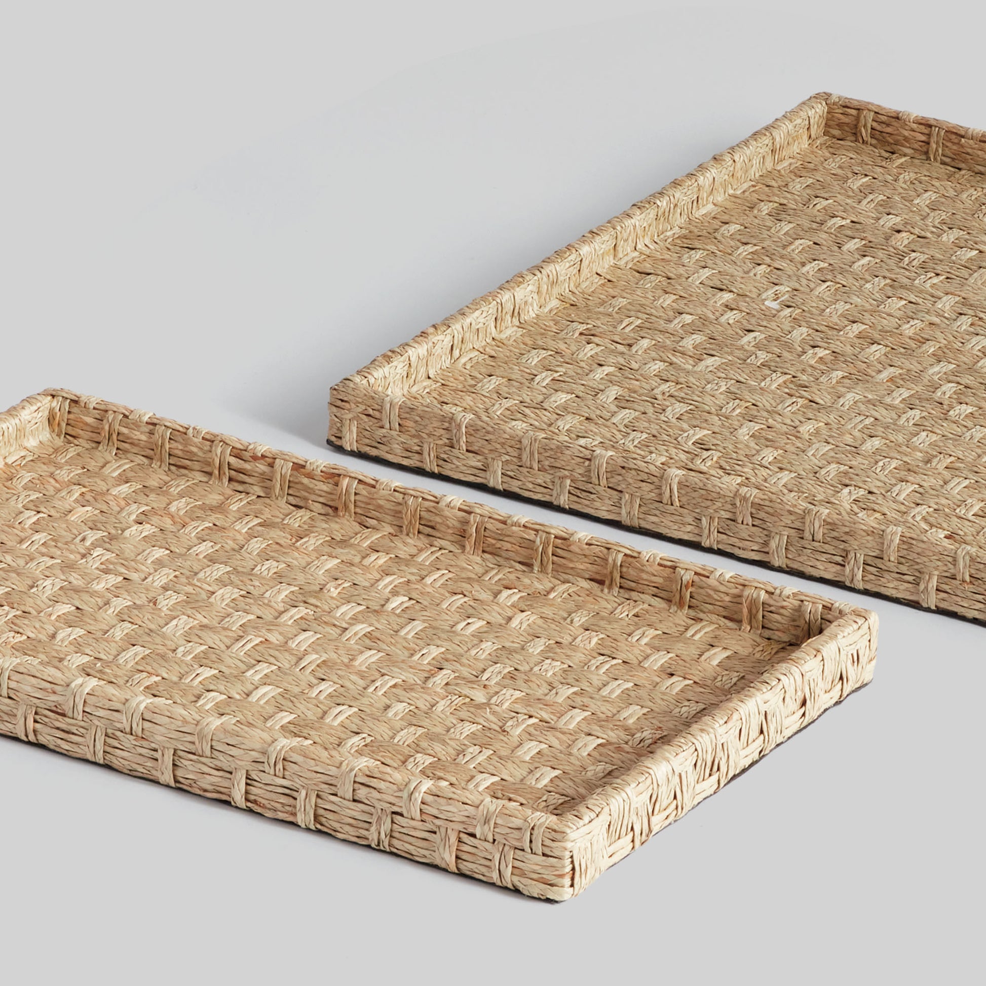 Natural woven rivergrass large nesting trays (set of 2) - stylish home accent (Image6).