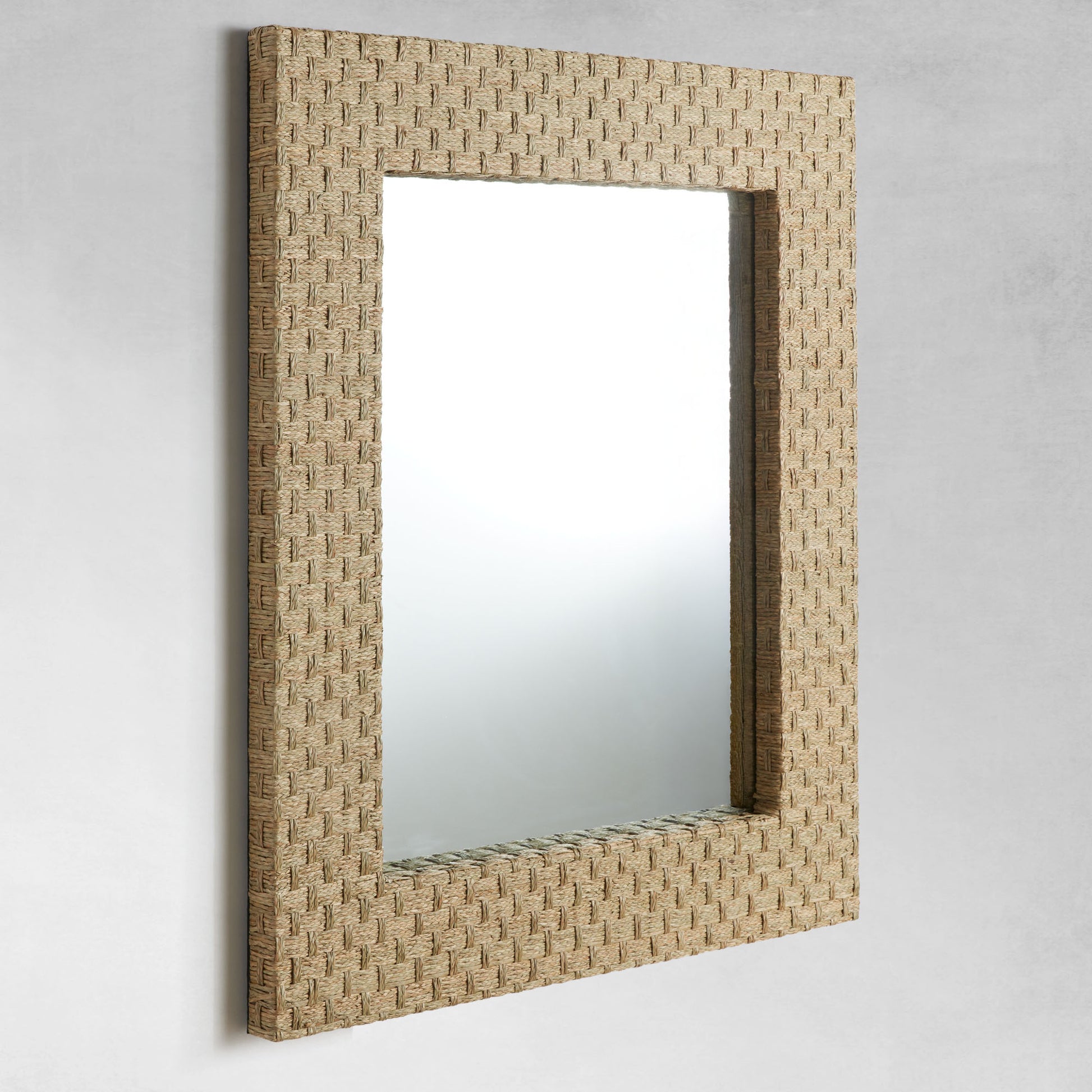 Natural woven seagrass 38 inch mirror - stylish home accent (Image3).
