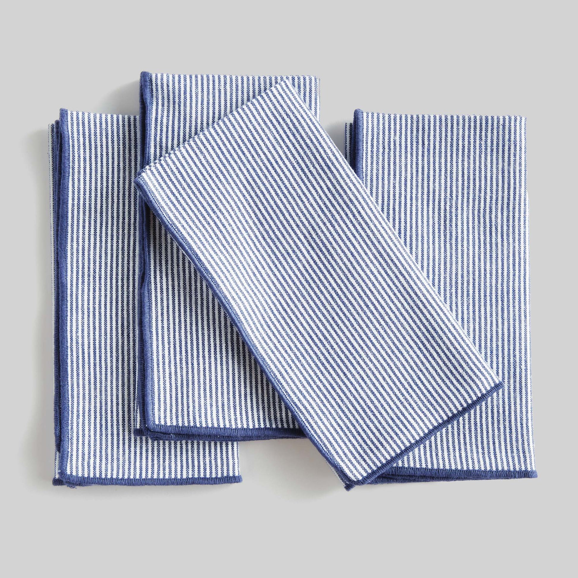 Navy blue and white pinstripe cotton dinner napkins (set of 4) - stylish home accent (Image2).