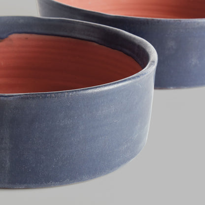 Navy crackle glaze terracotta low bowls (set of 2) - stylish home accent (Image2).