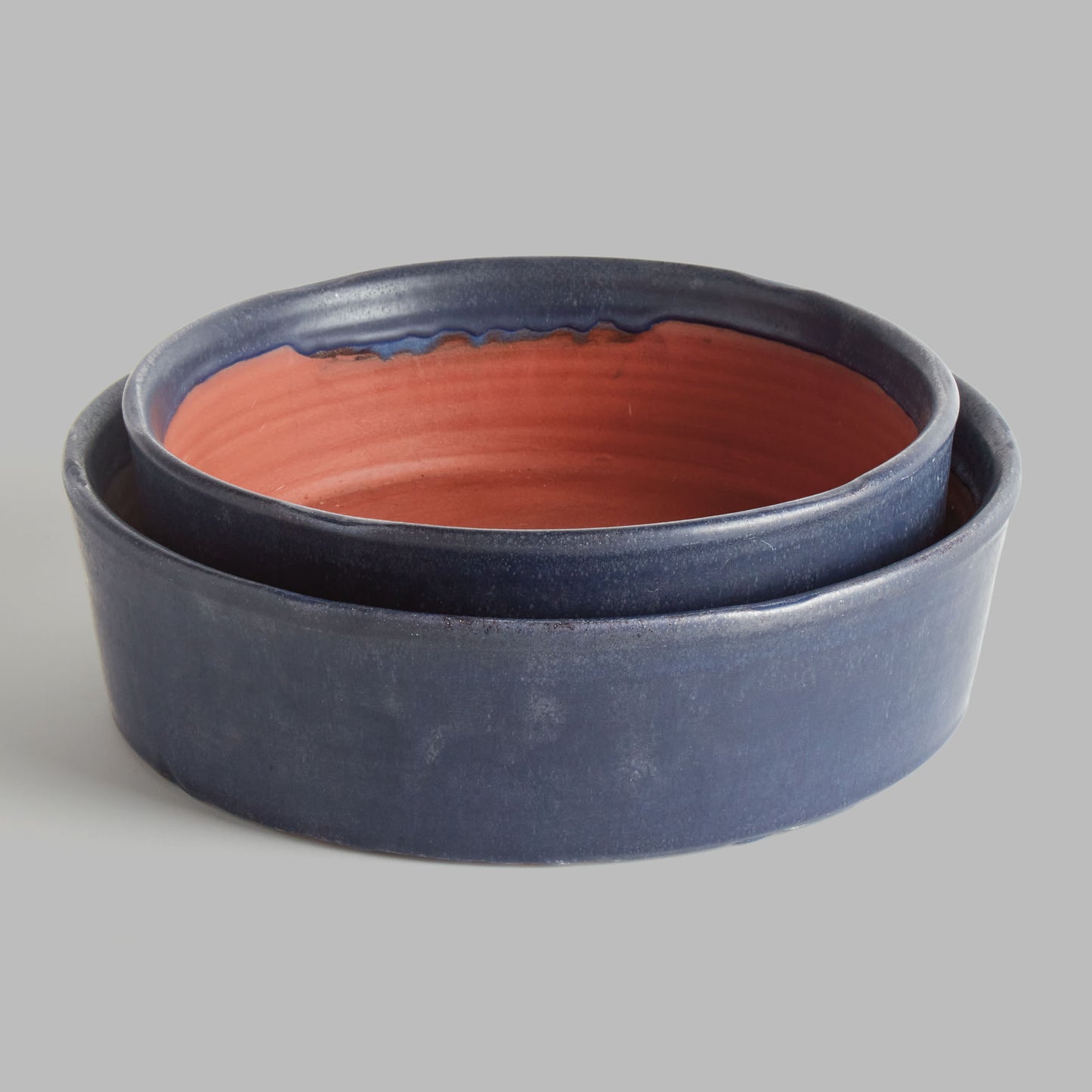 Navy crackle glaze terracotta low bowls (set of 2) - stylish home accent (Image5).