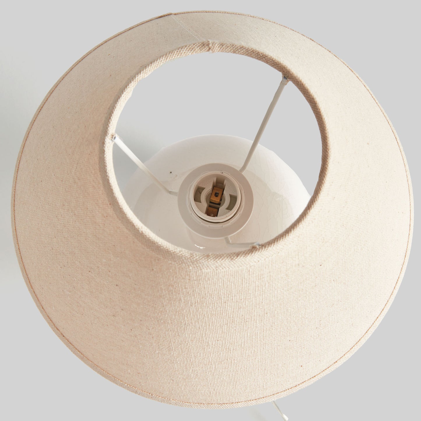 Off-white crackle glaze mini lamp - stylish home accent (Image2).
