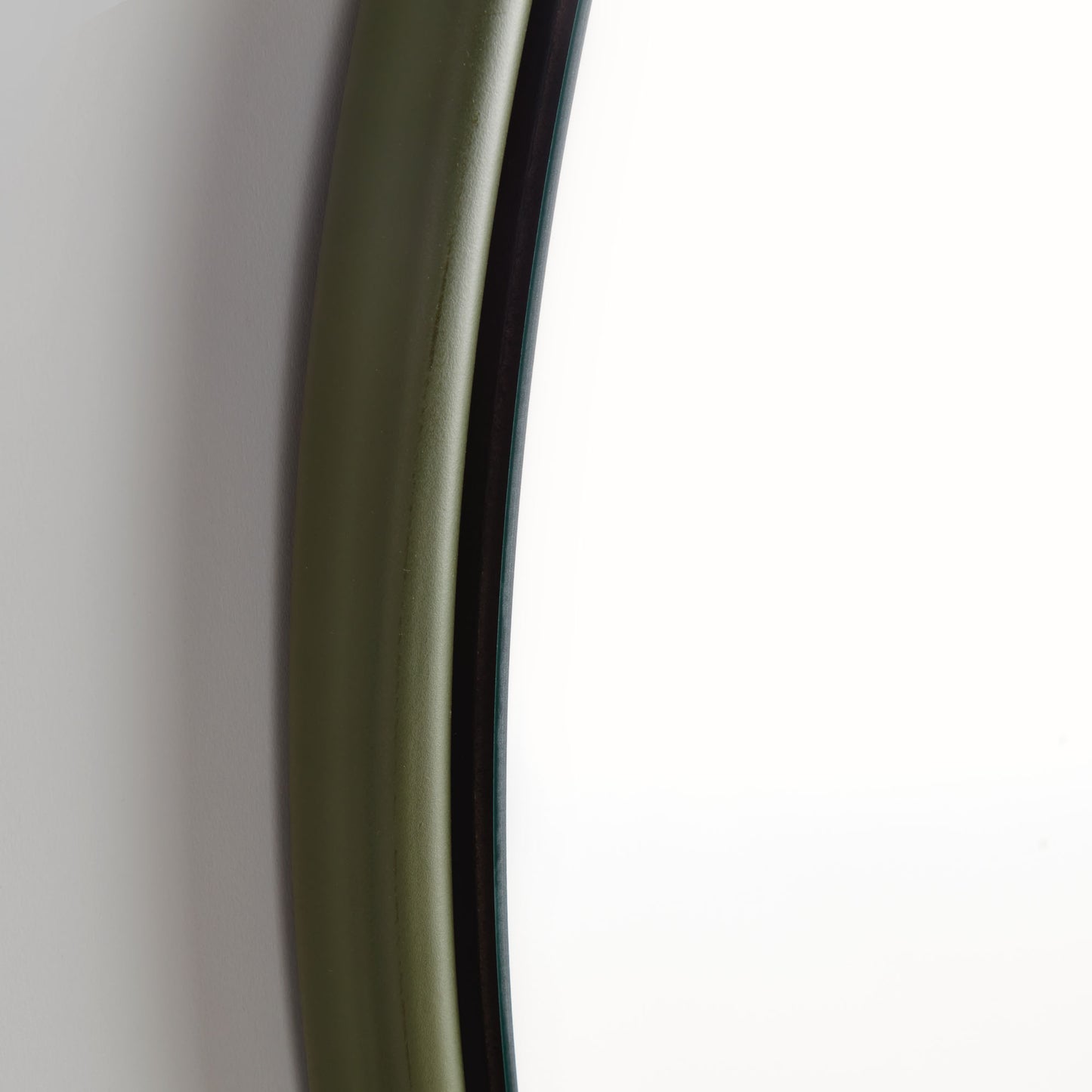 Olive green round beveled mirror 33.5 inch - stylish home accent (Image2).