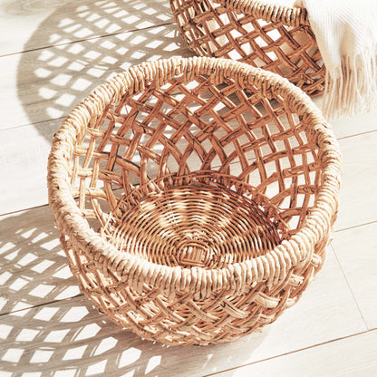 Oval woven banana leaf baskets (set of 2) - stylish home accent (Image6).