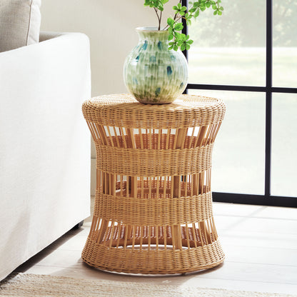 Rattan side table - stylish home accent (Image5).