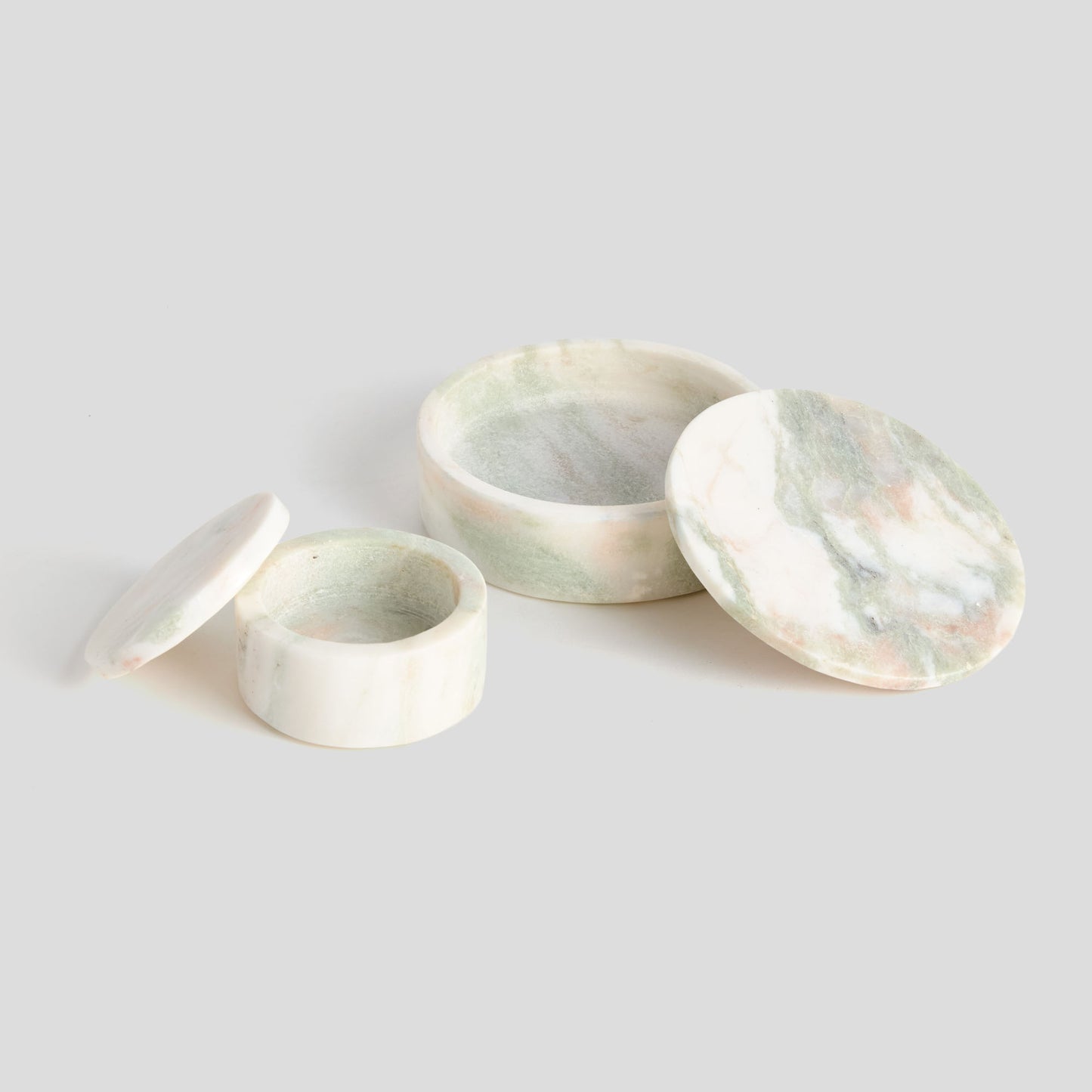Round green marble lidded boxes (set of 2) - stylish home accent (Image2).