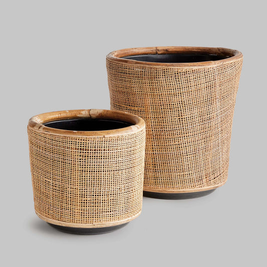 Round rattan planters (set of 2) - stylish home accent (Image1).