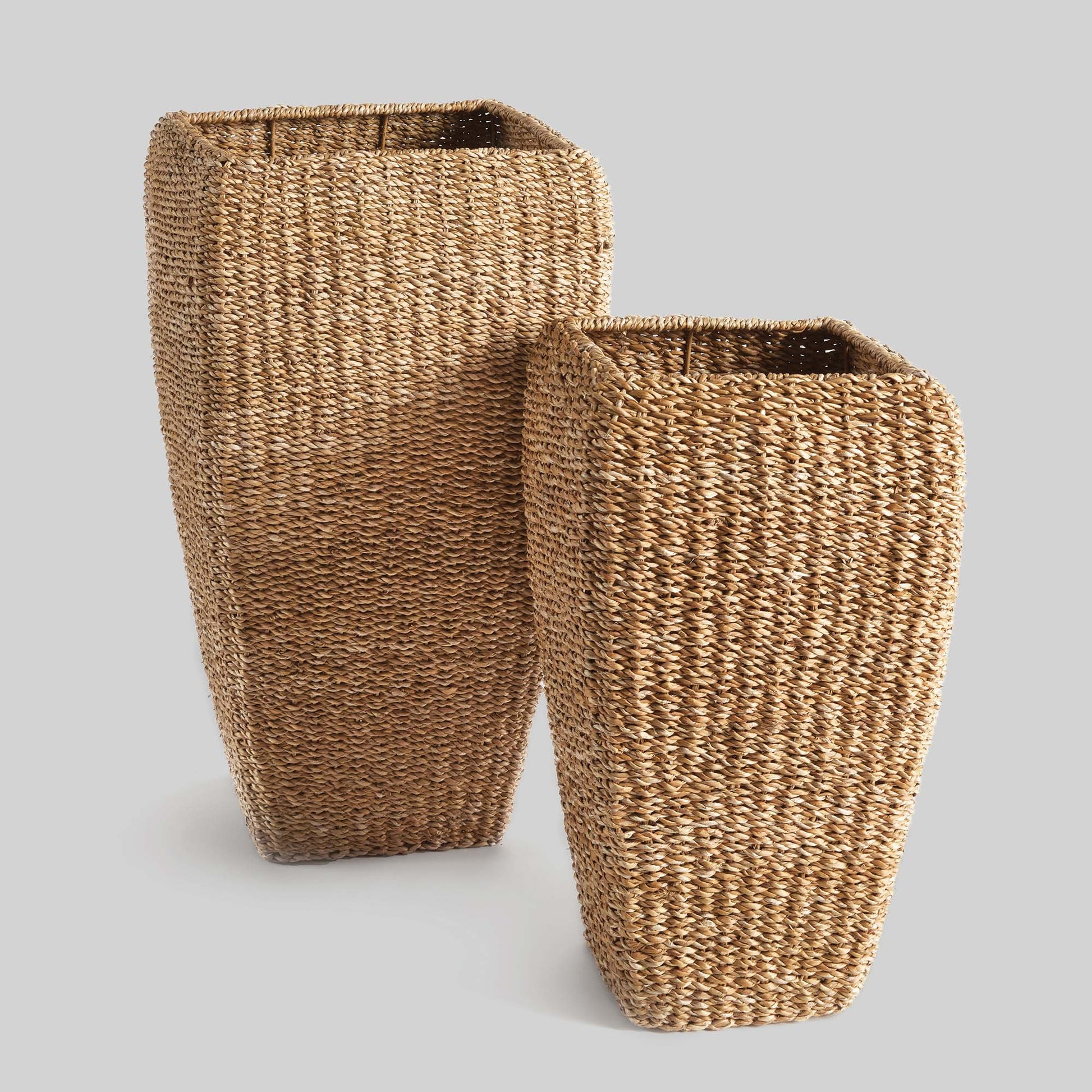 Seagrass tall square planters (set of 2) - stylish home accent (Image1).