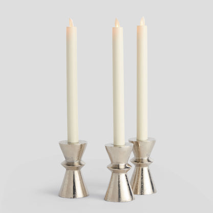 Silver aluminum taper candle holders (set of 3) - stylish home accent (Image1).