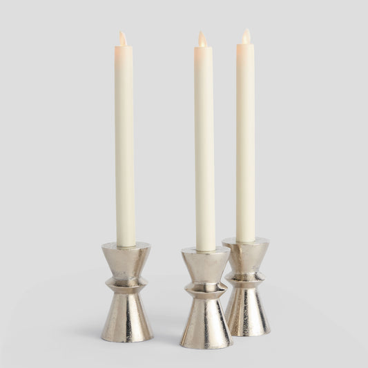 Silver aluminum taper candle holders (set of 3) - stylish home accent (Image1).