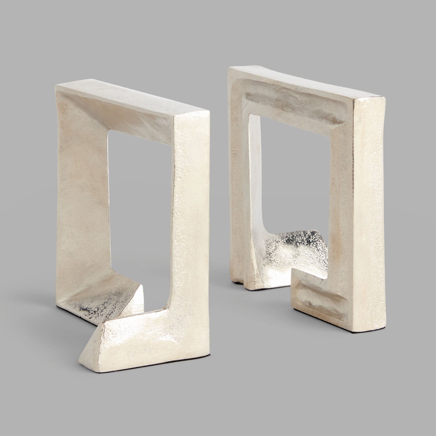 Silver cast aluminum bookends (set of 2) - stylish home accent (Image1).