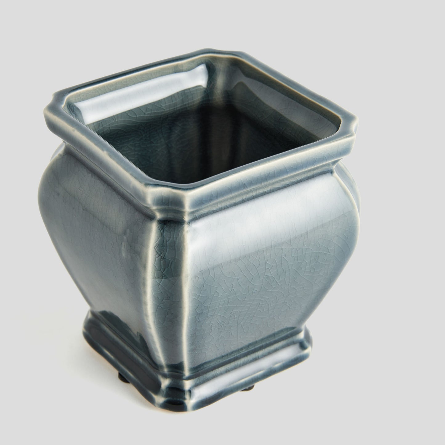 Small blue reactive glaze ceramic pot - stylish home accent (Image3).