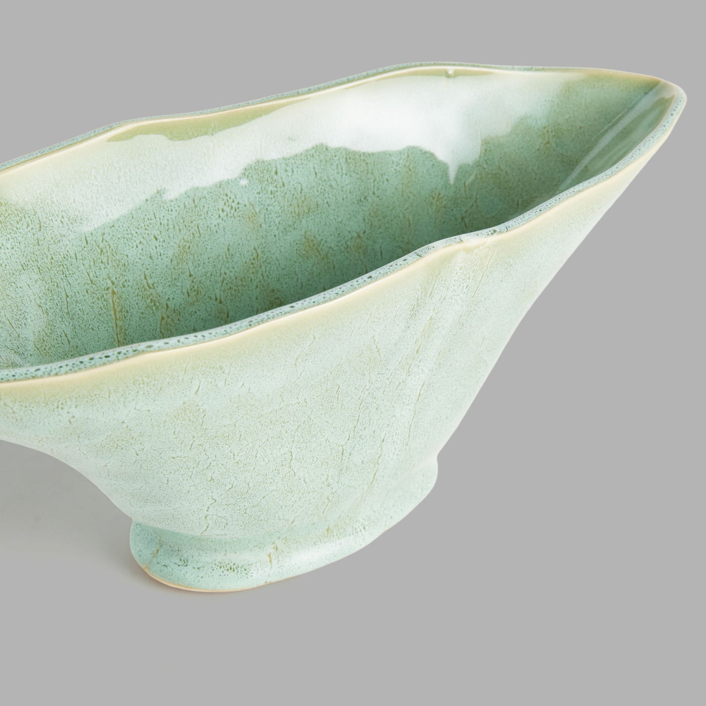 Small green handcrafted ceramic vase - stylish home accent (Image2).