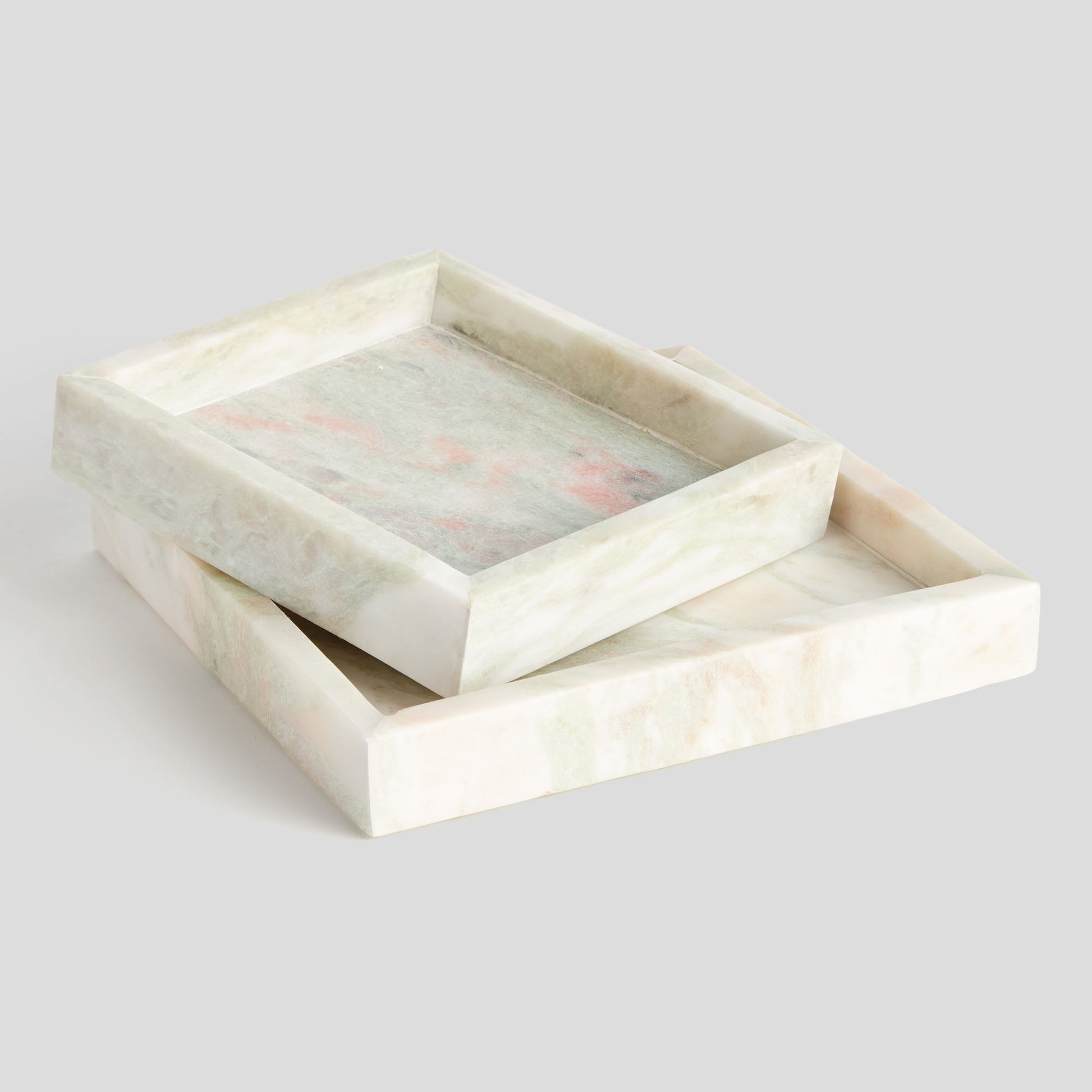 Small green marble square trays (set of 2) - stylish home accent (Image5).