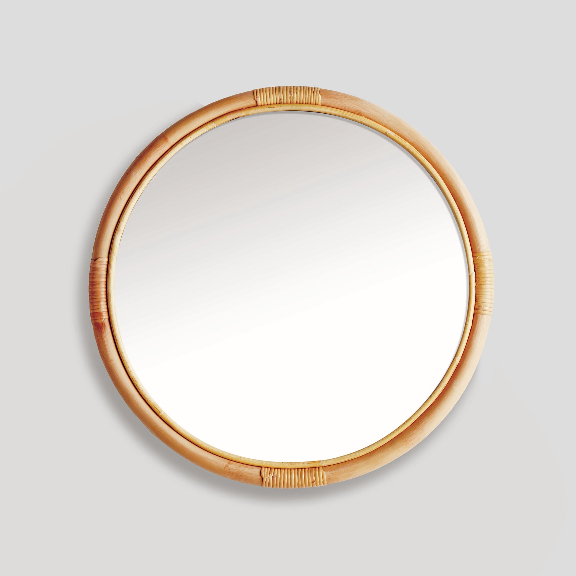 Small rattan mirror 20.5 inch - stylish home accent (Image4).
