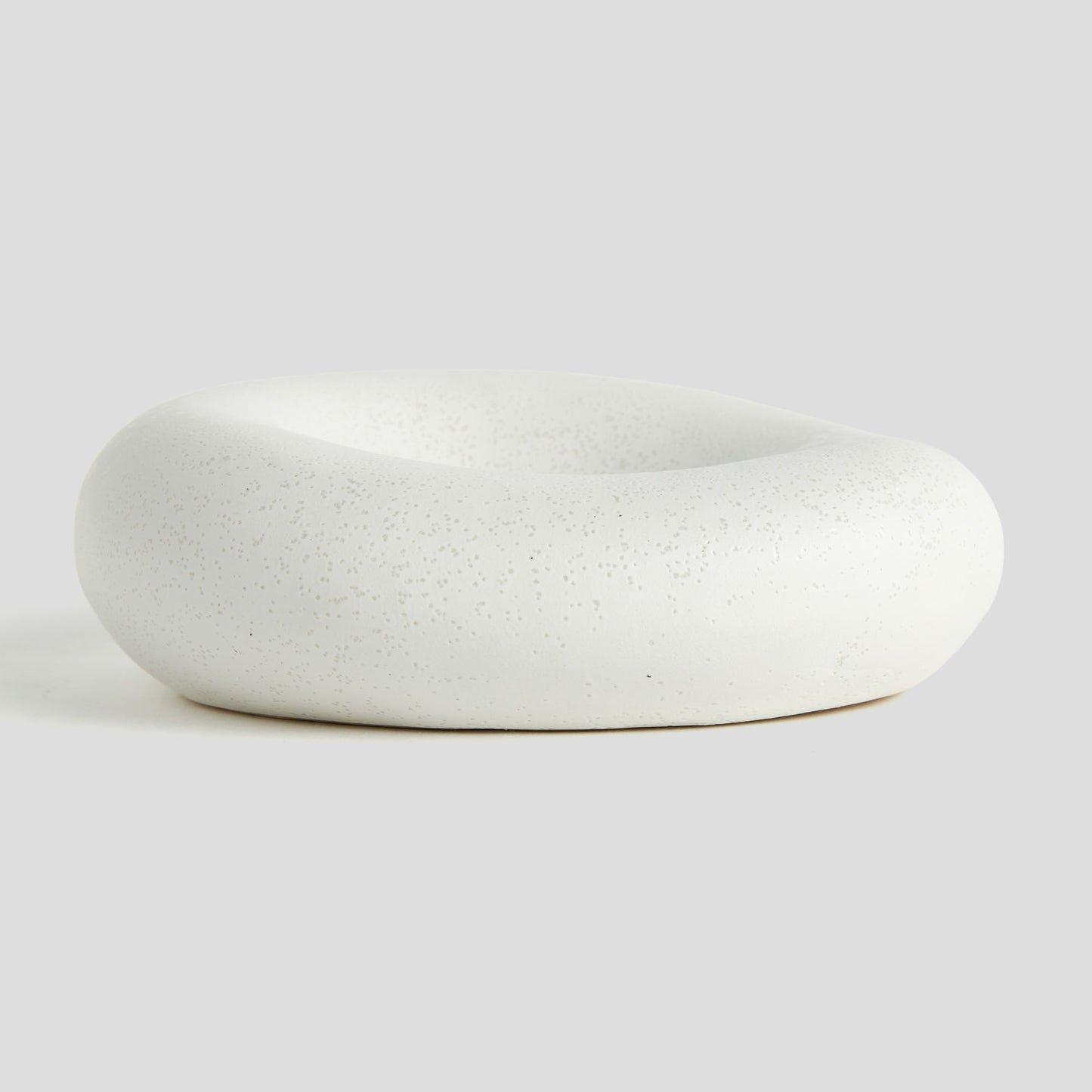 Small white stoneware tray - stylish home accent (Image2).