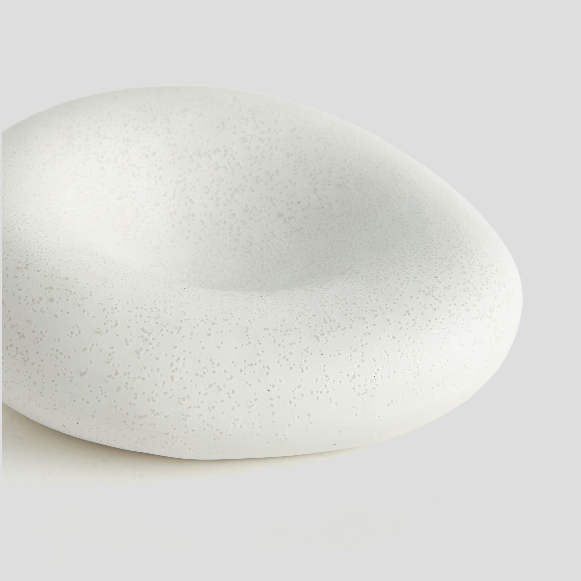 Small white stoneware tray - stylish home accent (Image3).