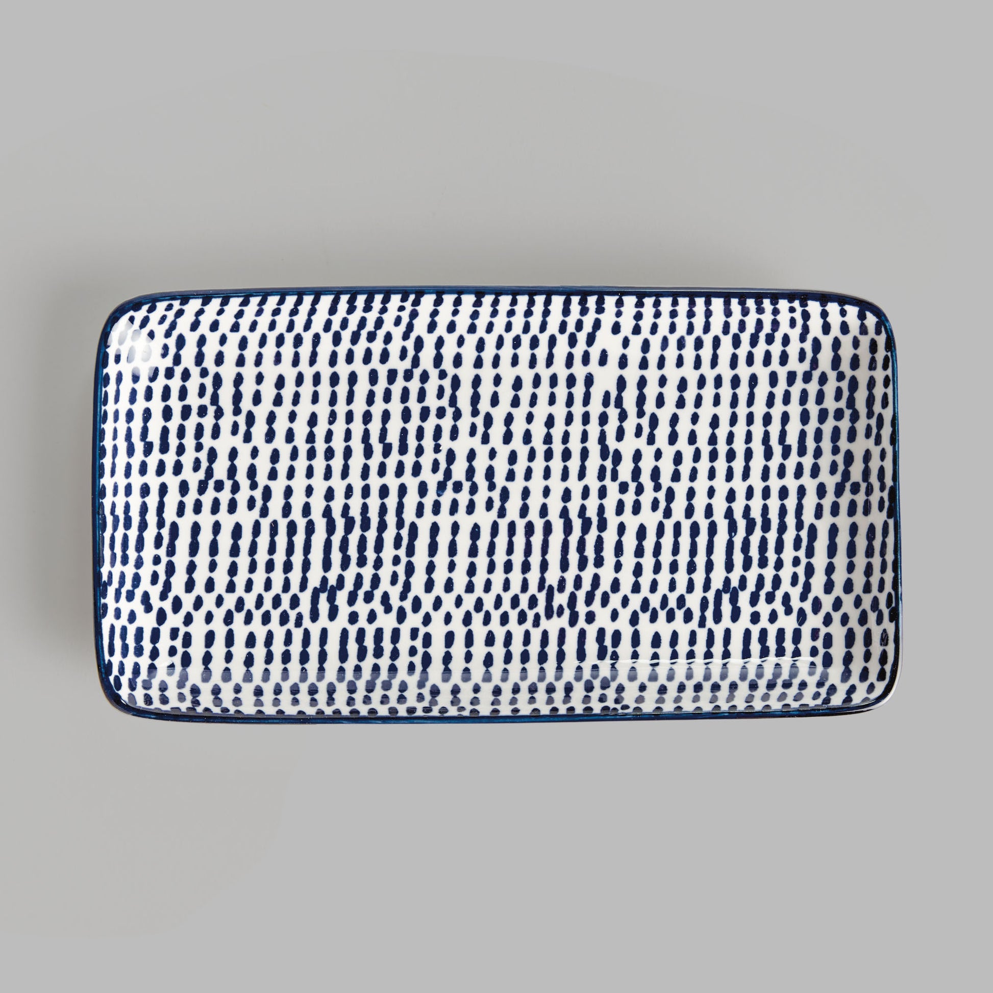 Speckled blue ceramic 8 inch trays (set of 4) - stylish home accent (Image4).