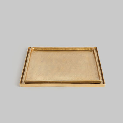 Square gold decorative trays (set of 2) - stylish home accent (Image4).
