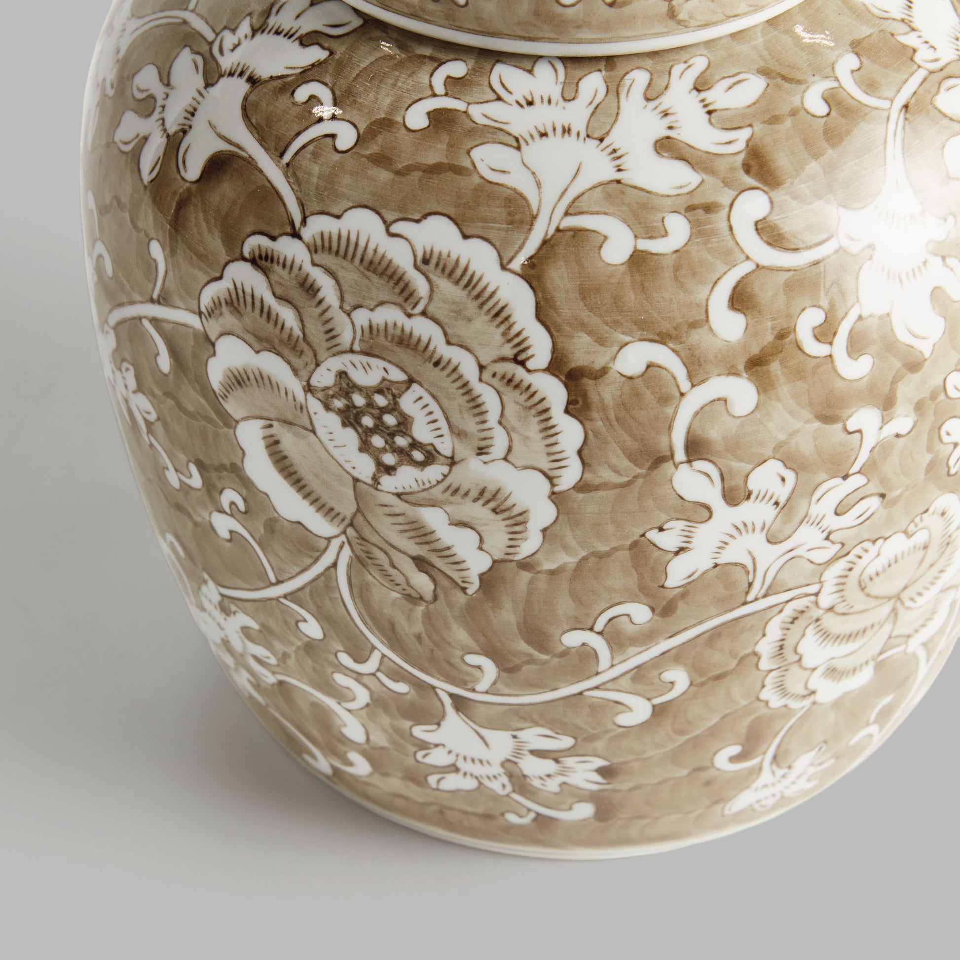 Taupe chinoiserie ceramic lidded jar - stylish home accent (Image5).
