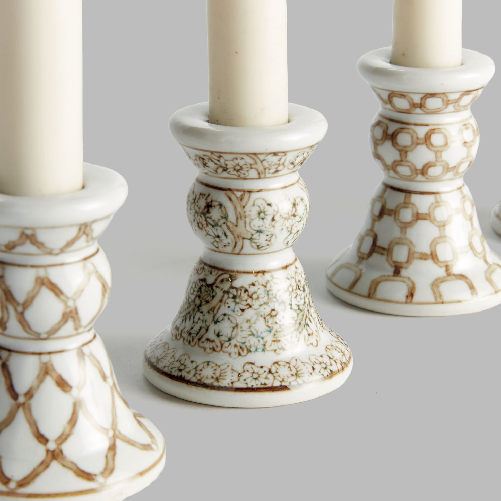 Taupe chinoiserie ceramic mini taper holders (set of 4) - stylish home accent (Image2).