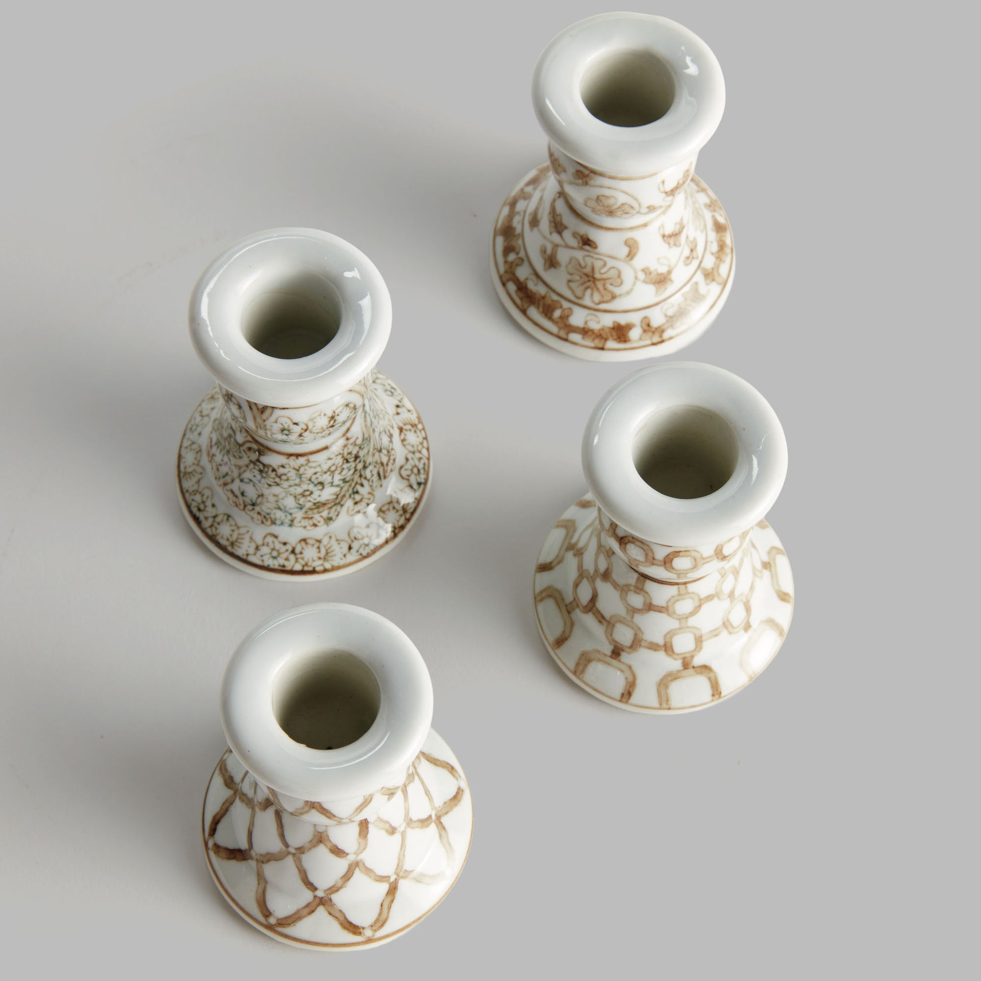 Taupe chinoiserie ceramic mini taper holders (set of 4) - stylish home accent (Image3).
