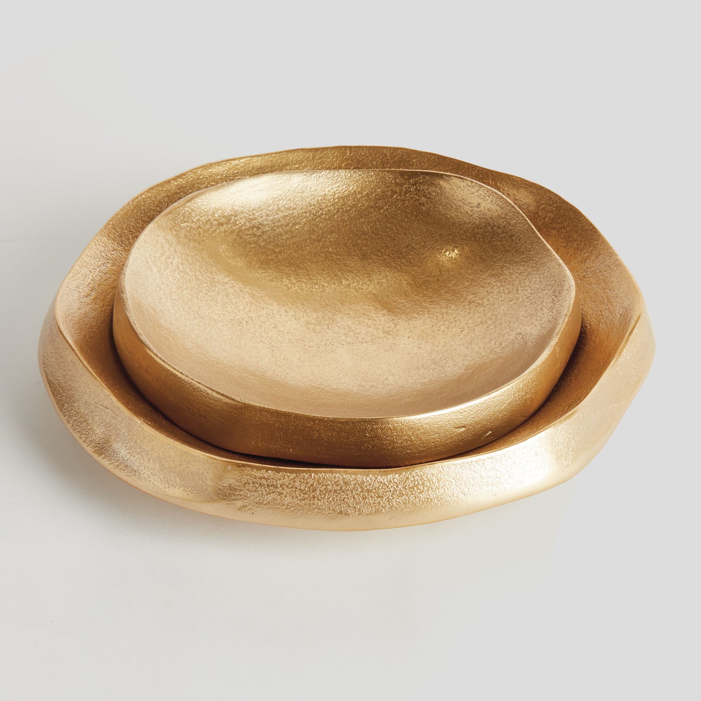 Textured gold decorative round bowls (set of 2) - stylish home accent (Image5).