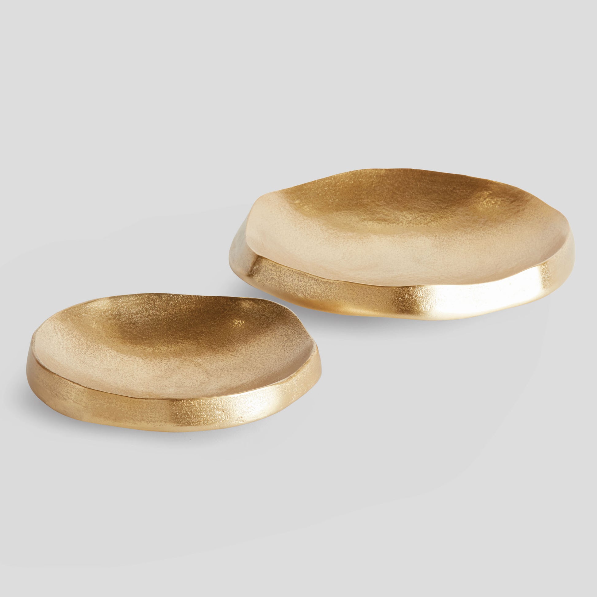 Textured gold decorative round bowls (set of 2) - stylish home accent (Image6).