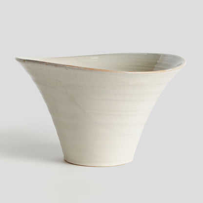 Textured white stoneware large pot - stylish home accent (Image4).