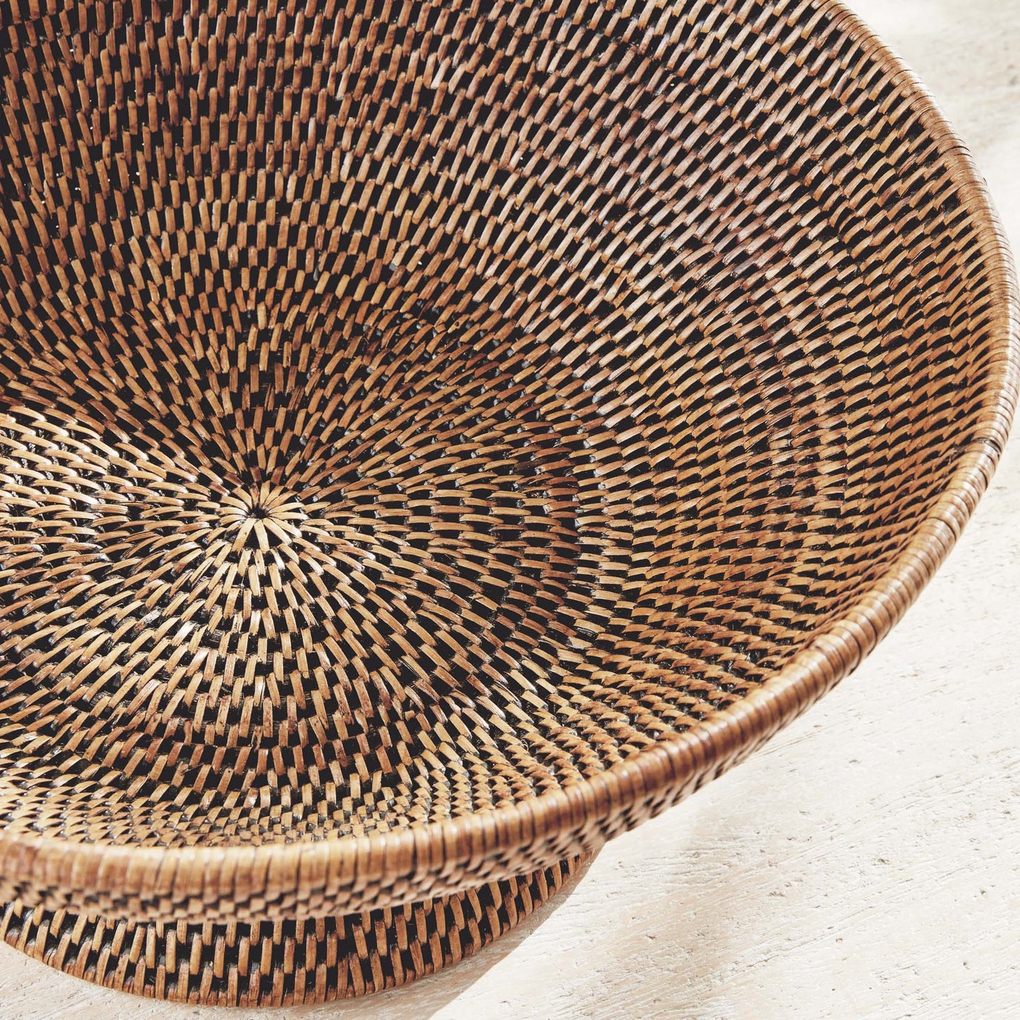 Warm brown rattan offering bowl 15.75 inch - stylish home accent (Image2).