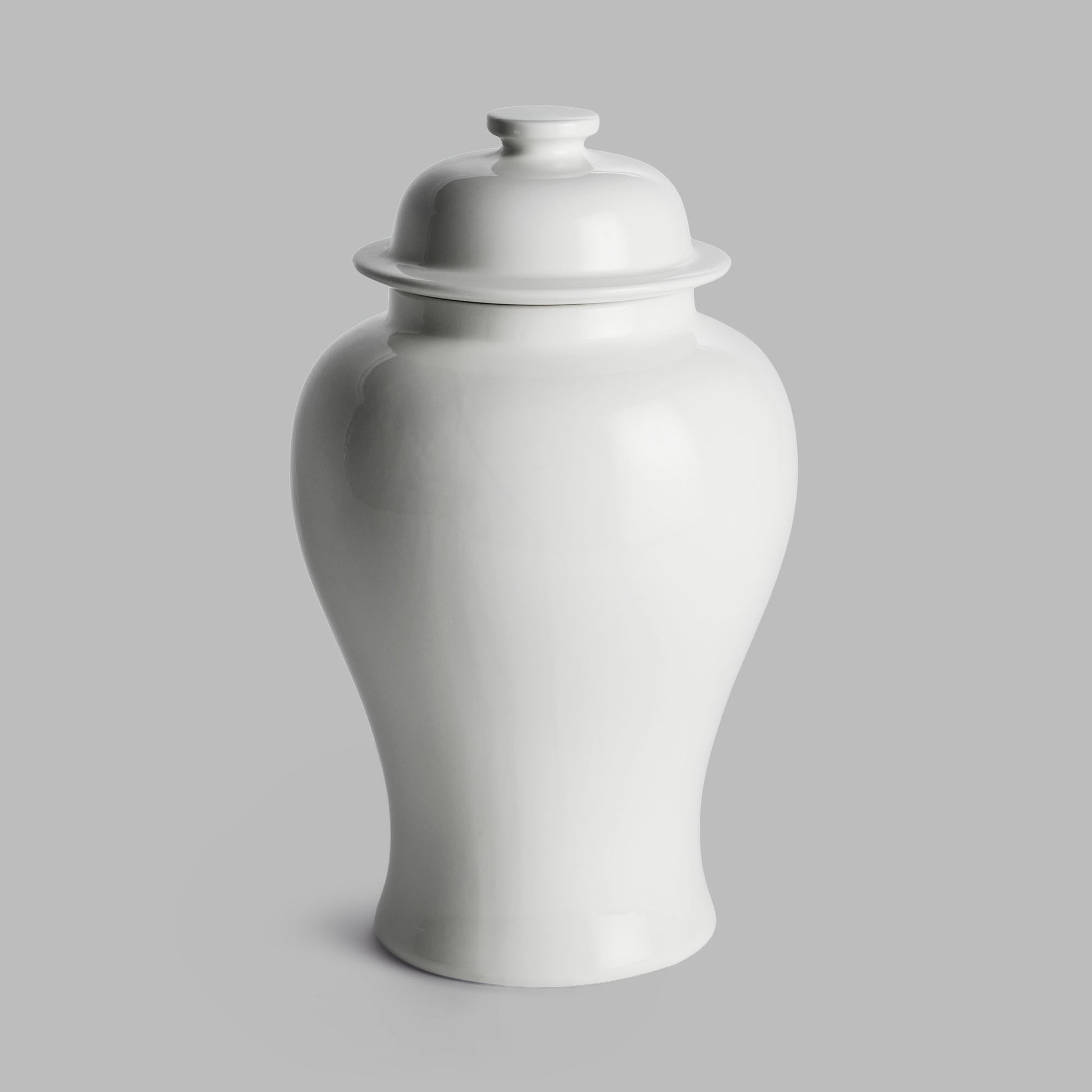 White ceramic small ginger jar - stylish home accent (Image3).