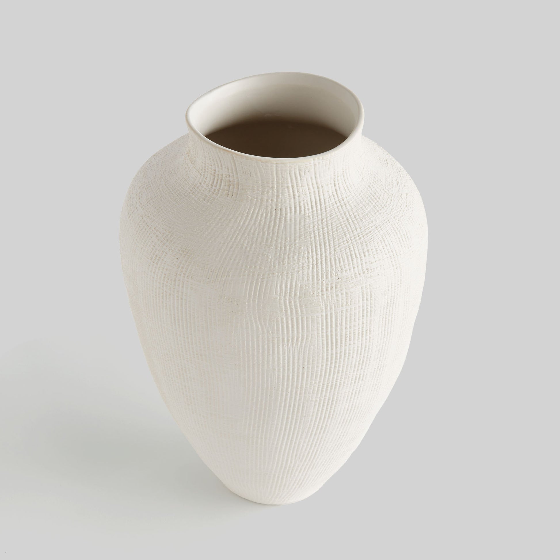 White crosshatch small vase - stylish home accent (Image4).