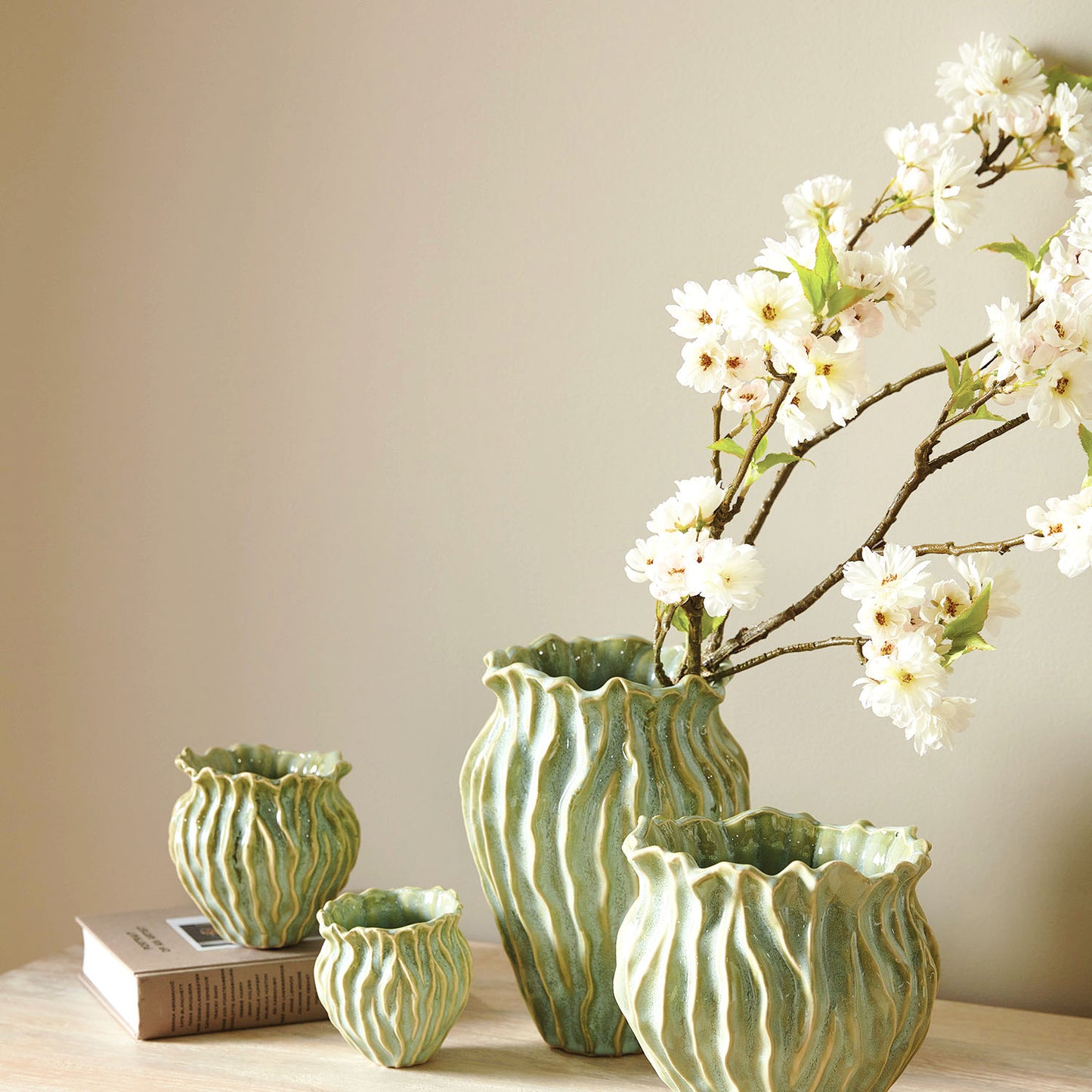 White faux cherry blossom branches (set of 2) - stylish home accent (Image4).