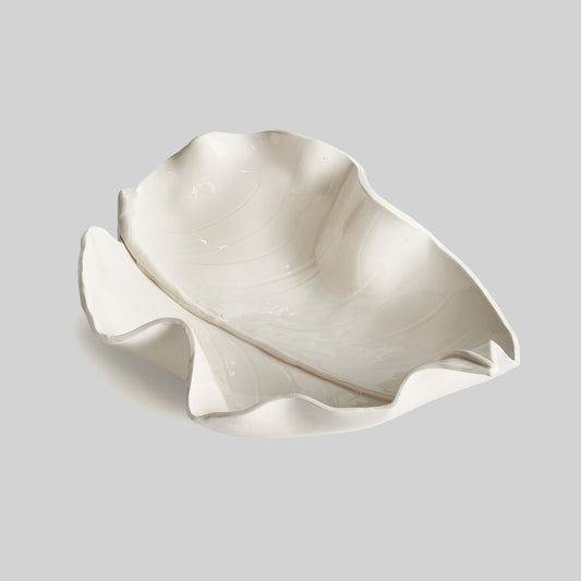 White italian ceramic leaf small bowl - stylish home accent (Image1).