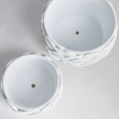White petal concrete low pots (set of 2) - stylish home accent (Image2).
