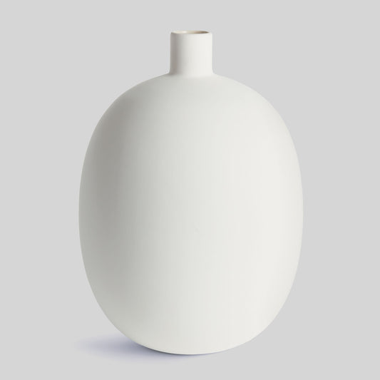White stoneware large vase - stylish home accent (Image1).