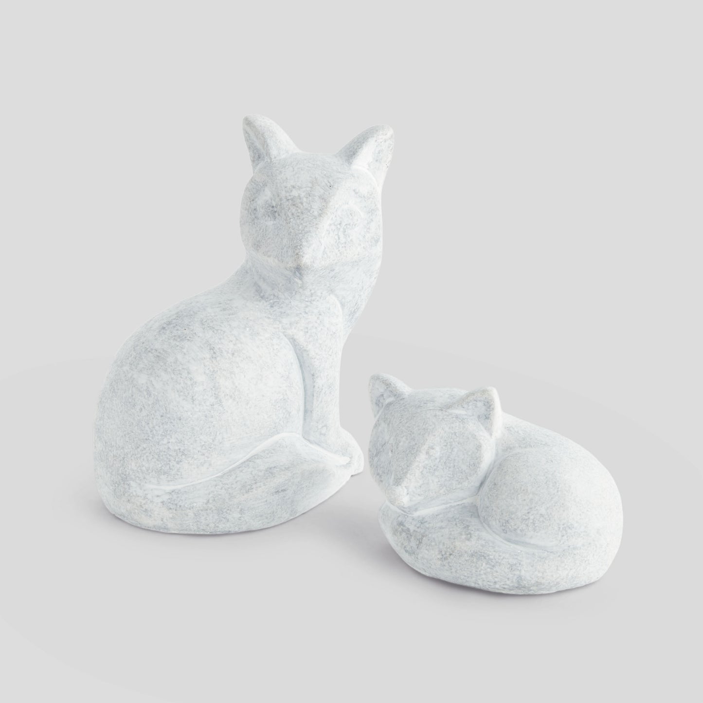 Whitewash concrete fox sculptures (set of 2) - stylish home accent (Image1).