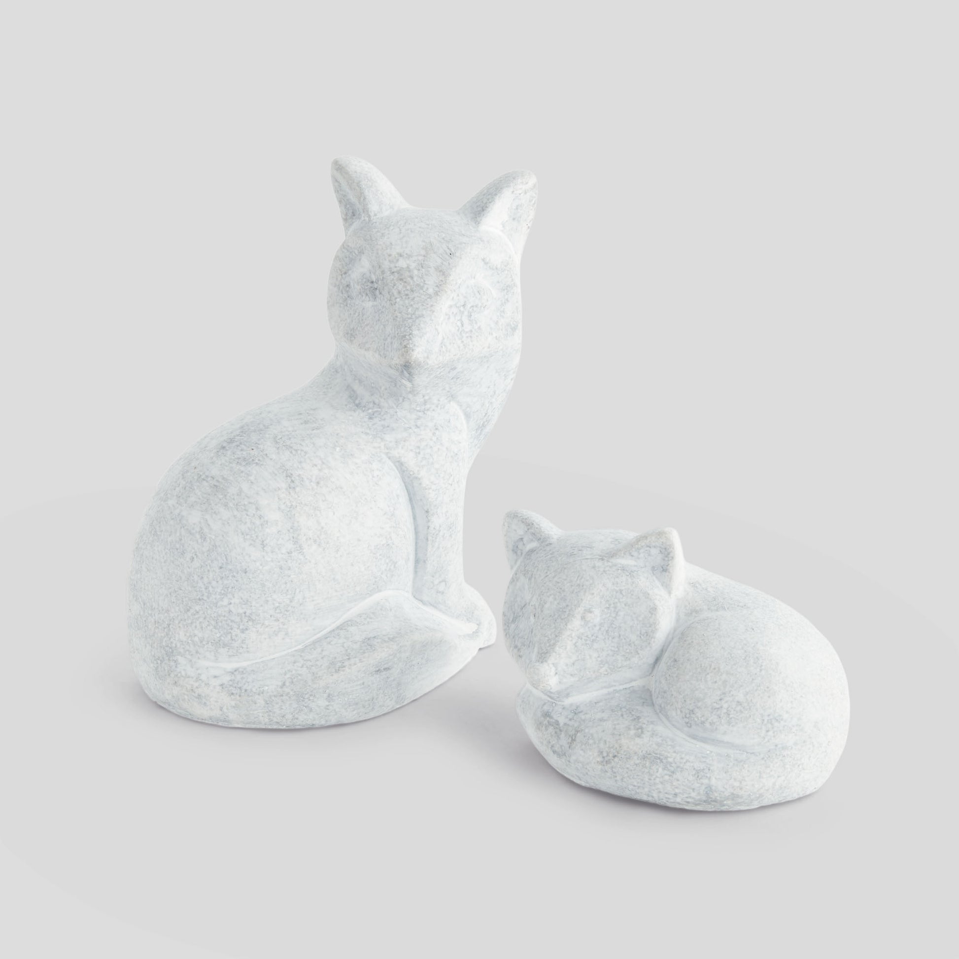 Whitewash concrete fox sculptures (set of 2) - stylish home accent (Image1).