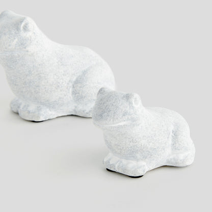Whitewash concrete frog sculptures (set of 2) - stylish home accent (Image5).