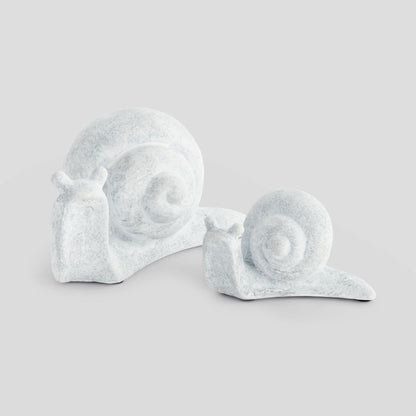 Whitewash concrete snail sculpture (set of 2) - stylish home accent (Image1).
