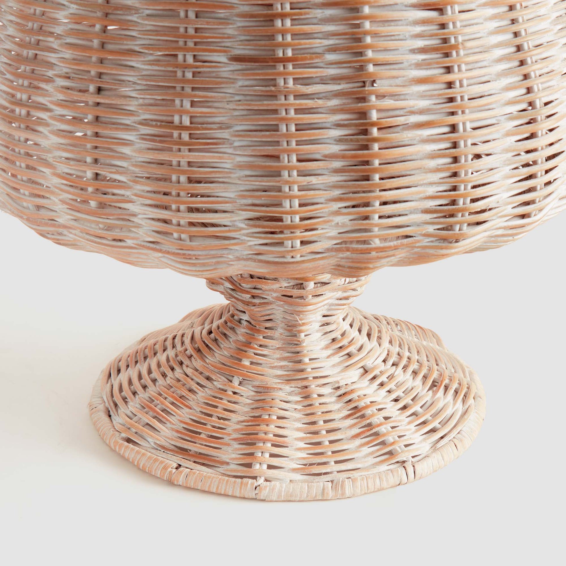 Whitewash rattan footed urn - stylish home accent (Image3).