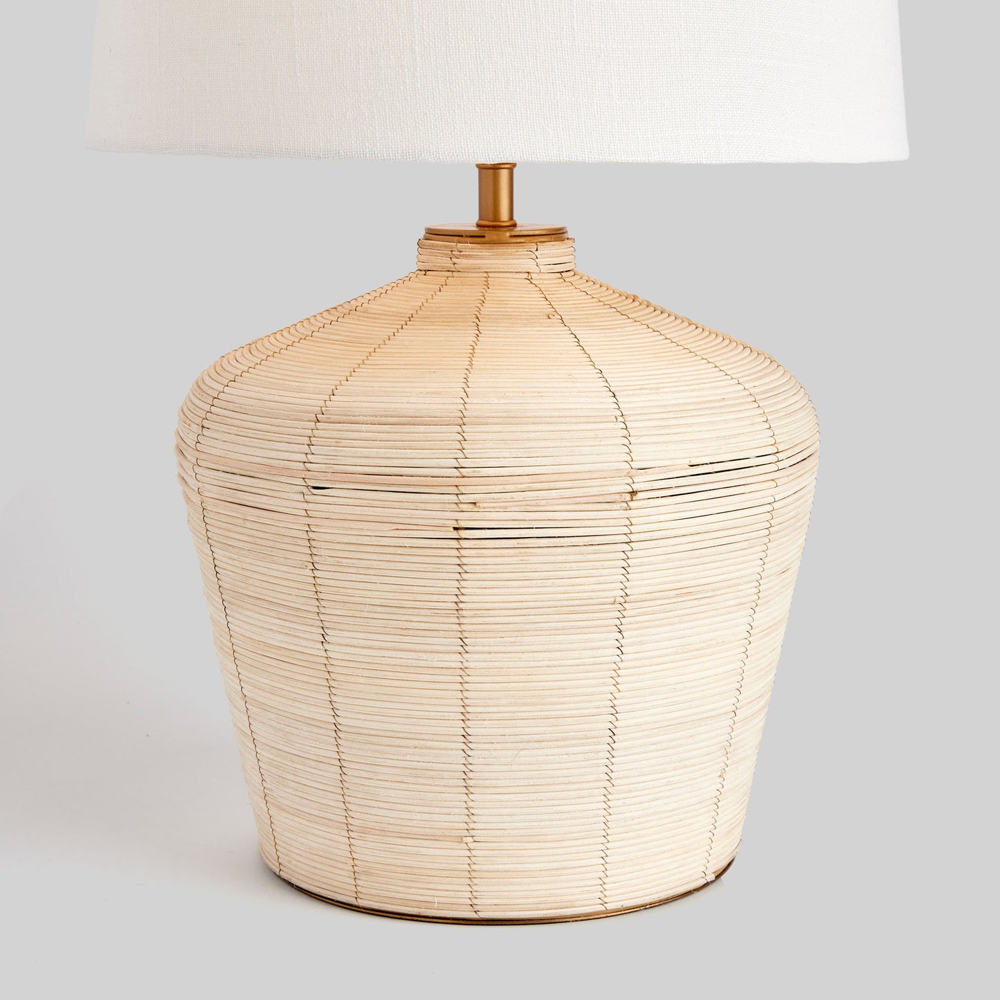 Whitewash rattan tapered lamp 23 inch - stylish home accent (Image3).
